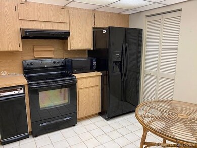 Eat in kitchen