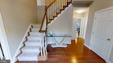 13565 Melville Ln, Chantilly, VA 20151 - photo 2