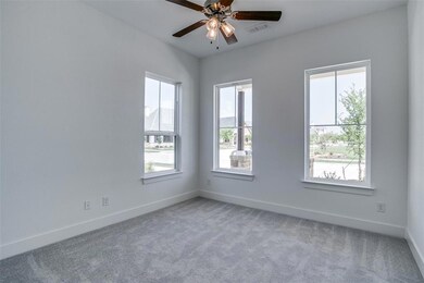 8828 Vermillion St, North Richland Hills, TX 76180 - photo 4