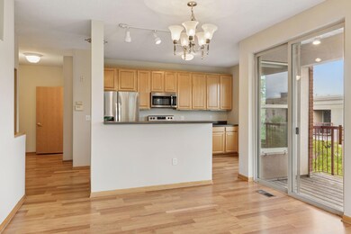 645 N 1st St unit 411, Minneapolis, MN 55401 - photo 7