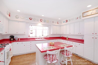 Oversize Kitchen
