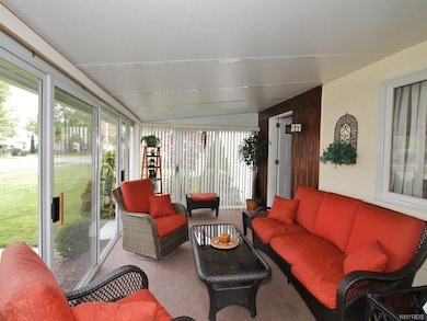 211 Edward St, North Tonawanda, NY 14120 - photo 2