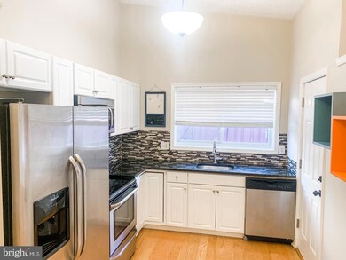 9567 Transfer Row, Columbia, MD 21045 - photo 3