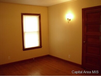 441 E Cheston St, Virginia, IL 62691 - photo 6