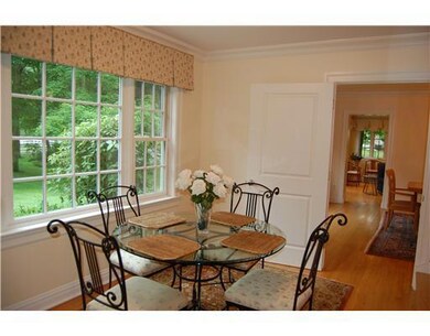 40 Locust Rd, Greenwich, CT 06831 - photo 4