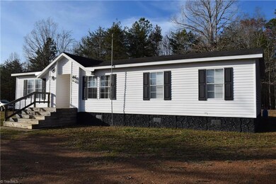 806 Coggins Mine Rd, Troy, NC 27371 - photo 3