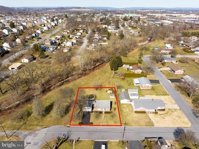 313 Alabama Ave, Reading, PA 19605 - photo 2