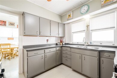 Although small, the kitchen has plenty of prep space.