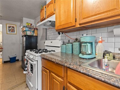 21 Watson St unit 23, Central Falls, RI 02863 - photo 5