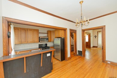 352 Hamilton St, Albany, NY 12210 - photo 7