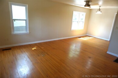 Living and dining area