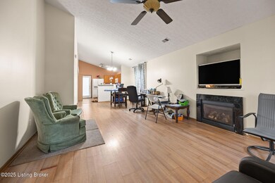 7009 Black Mountain Dr unit 277, Louisville, KY 40228 - photo 5