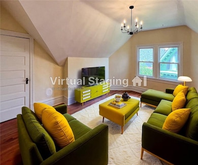 926 Savannah Ave unit 3, Pittsburgh, PA 15221 - photo 3