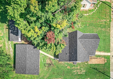 718 Illinois St, Bicknell, IN 47512 - photo 7