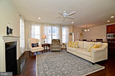 23001 Chertsey St, Ashburn, VA 20148 - photo 5