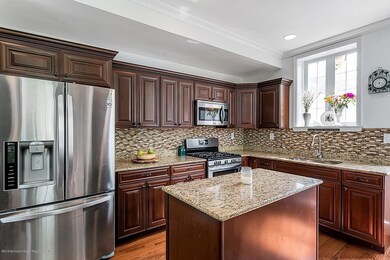 3 MacArthur 3 Kitchen