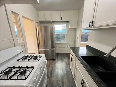 1588 W 37th St unit 1/2, Los Angeles, CA 90018 - photo 7