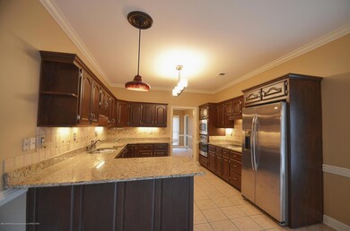 Kitchen View from Breakfast Side_pe