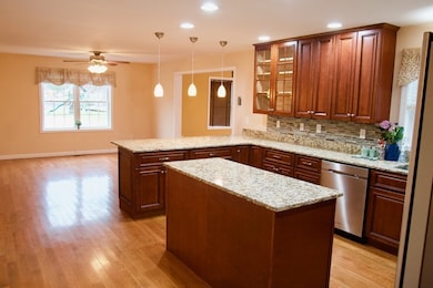 74 Eagle Dr, Dudley, MA 01571 - photo 4