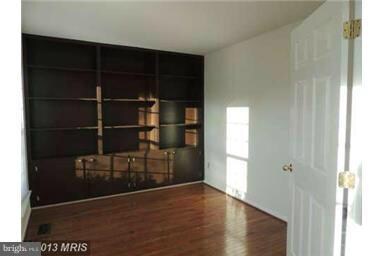 9079 Cottage Loop, Bristow, VA 20136 - photo 4