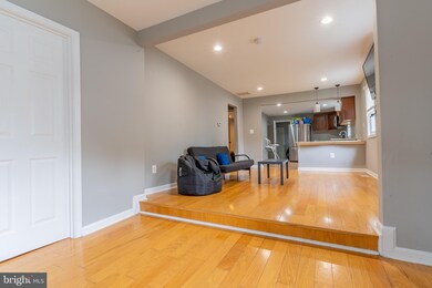 911 Elfin Ave, Capitol Heights, MD 20743 - photo 7