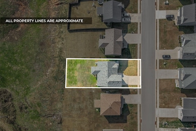 1062 Whitney Dr, Clarksville, TN 37042 - photo 3