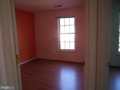 9076 Two Bays Rd, Lorton, VA 22079 - photo 7