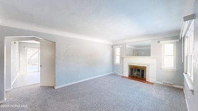 3308 Blackstone Dr, Toledo, OH 43608 - photo 3