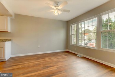 6047 Bonnie Bern Ct, Burke, VA 22015 - photo 4