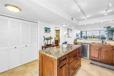 Yacht & Tennis Club of St. Pete Beach unit 406, Saint Pete Beach, FL 33706 - photo 6