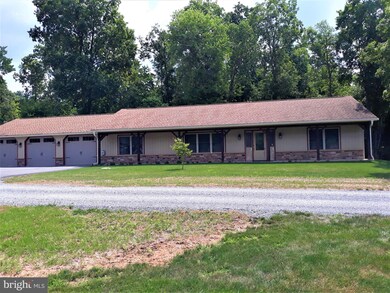 4992 Treher Rd, Fayetteville, PA 17222 - photo 2