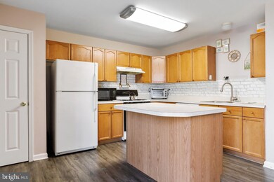 23 E Calabash Ct, Martinsburg, WV 25405 - photo 2