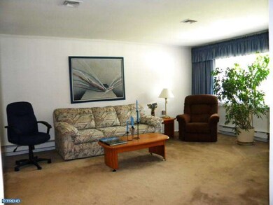 15 Chesterfield Ct, Southampton, NJ 08088 - photo 4