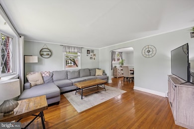 123 Spring Ln, Hatboro, PA 19040 - photo 3