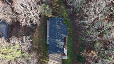 591 Deer Haven Rd, Unicoi, TN 37692 - photo 6