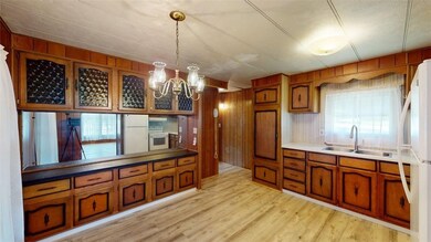 979 Toll Gate Rd, Warwick, RI 02886 - photo 7