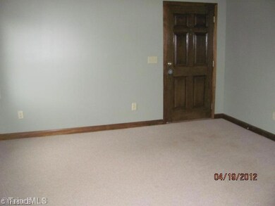 408 Woodpecker Rd, Purlear, NC 28665 - photo 4