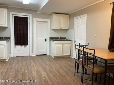 127 Cliff St unit 2, Honesdale, PA 18431 - photo 3