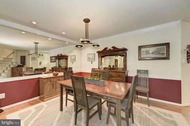 10950 Bloomingdale Dr, Rockville, MD 20852 - photo 7