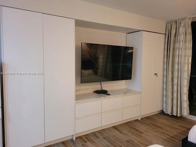 2889 Mcfarlane Rd unit 1016, Miami, FL 33133 - photo 4