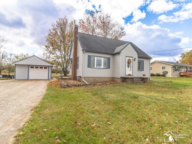 559 E Erie Rd, Temperance, MI 48182 - photo 2