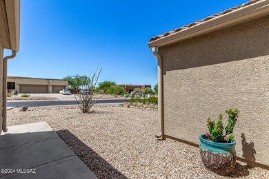 13753 S Bee Bonnet Ct, Vail, AZ 85641 - photo 4