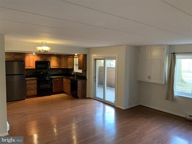 300 Winding Way unit B19, Downingtown, PA 19335 - photo 2