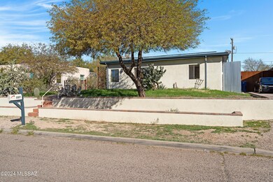 1 Front Yard-2 - Copy