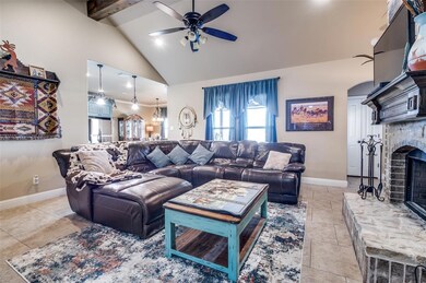 216 Timber Valley Ln, Weatherford, TX 76085 - photo 4