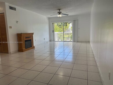 1801 NE 140th St unit 111, North Miami, FL 33181 - photo 2