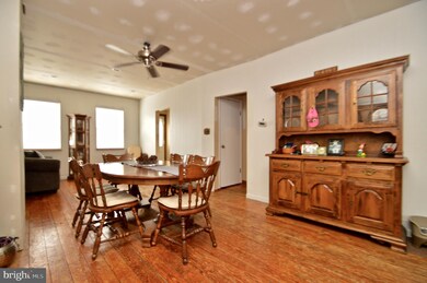 329 E Wall St, Bethlehem, PA 18018 - photo 7