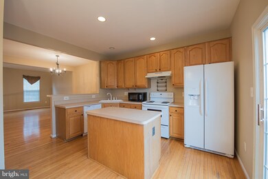 7619 Duneiden Ln, Manassas, VA 20109 - photo 3