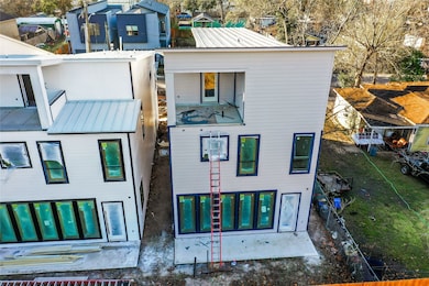 5012 Golden Forest Dr, Houston, TX 77091 - photo 3