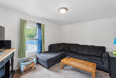 520 Lincoln St, Lewiston, ME 04240 - photo 2